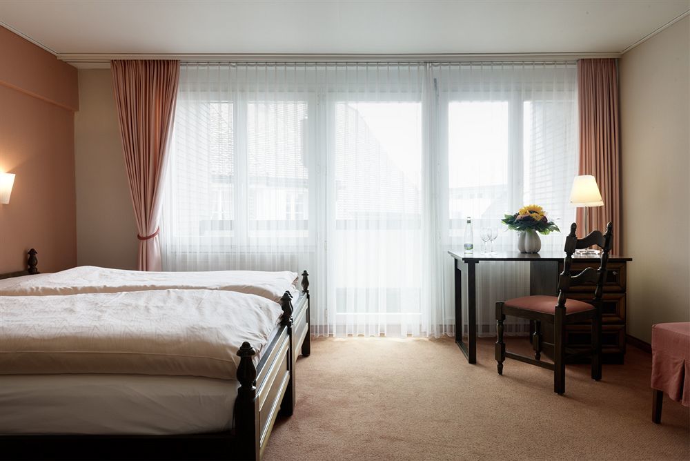 Kunsthotel Linde Garni Einsiedeln Zewnętrze zdjęcie