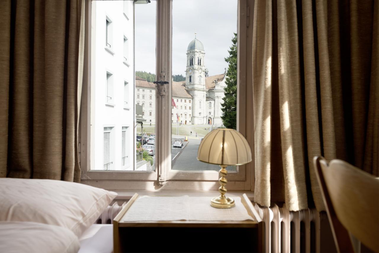 Kunsthotel Linde Garni Einsiedeln Zewnętrze zdjęcie
