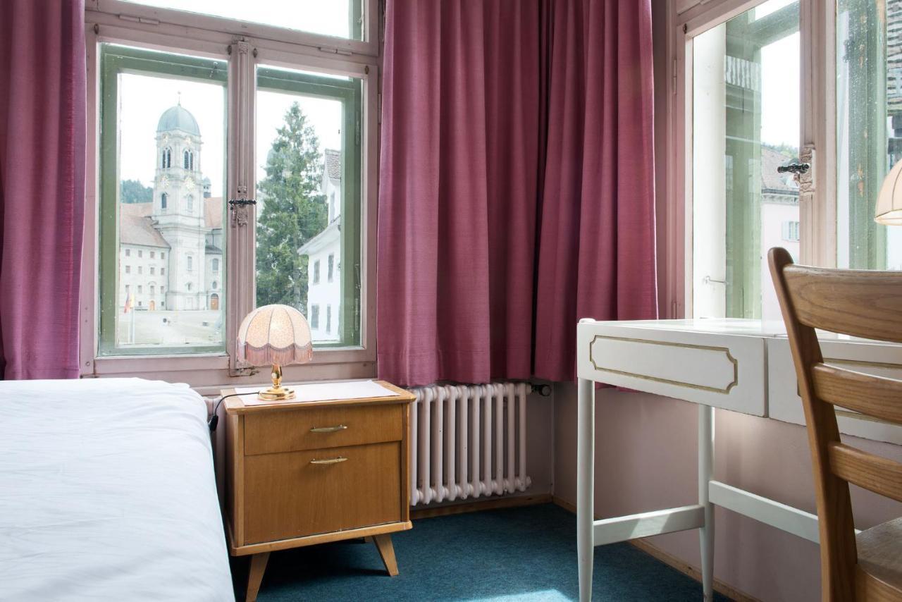Kunsthotel Linde Garni Einsiedeln Zewnętrze zdjęcie