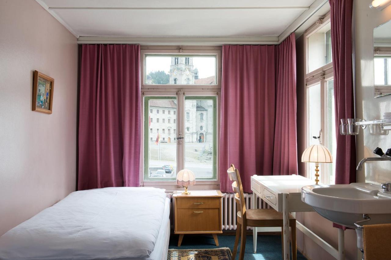 Kunsthotel Linde Garni Einsiedeln Zewnętrze zdjęcie